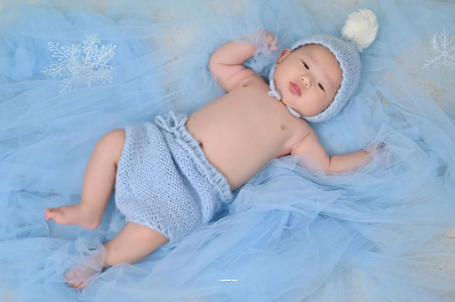 防城港宝宝揉眼睛的7种原因 防城港宝宝揉眼睛的7种原因